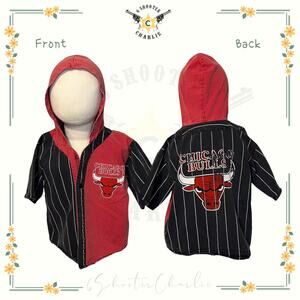 Vintage NBA Boys Chicago Bulls Button Up Hoodie Size Small Black Red Pinstripe